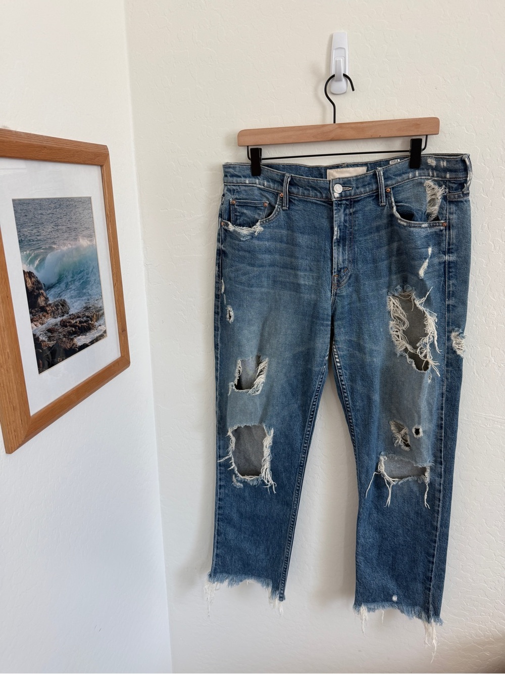 MOTHER The Sinner Distressed Crop Jeans Medium Wash Raw Hem - Picture 2 of 6